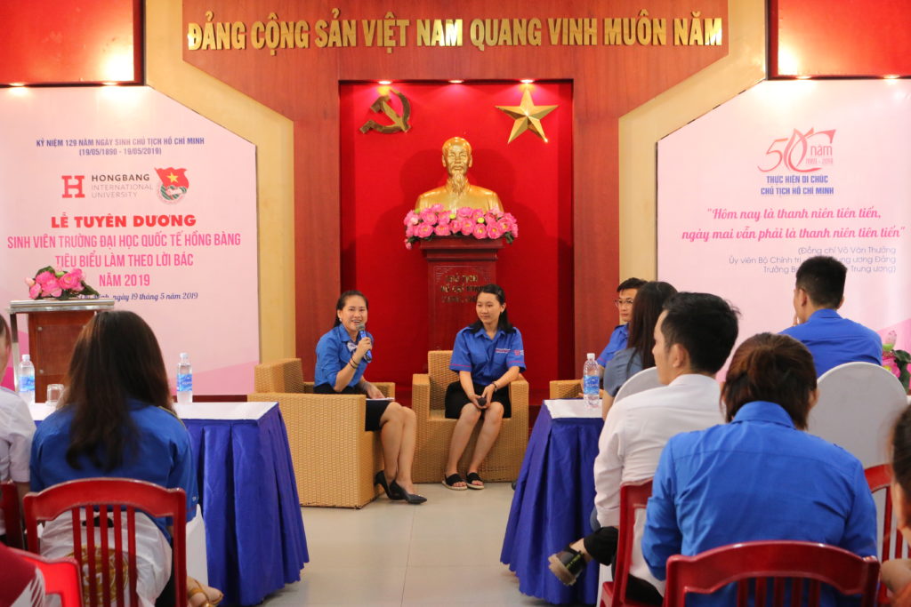Giao lưu với 2 gương SV 88vv23.com tiêu biểu làm theo lời Bác năm 2019