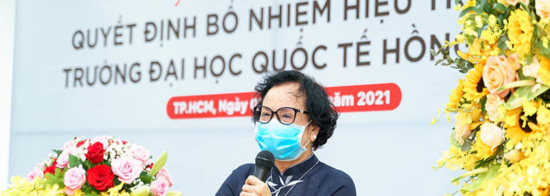 PGS.TS Trần Thị Trung Chiến - nguyện Bộ trưởng Y tế - đánh giá cao năng lực khoa học và quản trị 88vv của tân hiệu trưởng Trường 88vv 88vvv Hồng Bàng - Ảnh: VIỆT THÁI