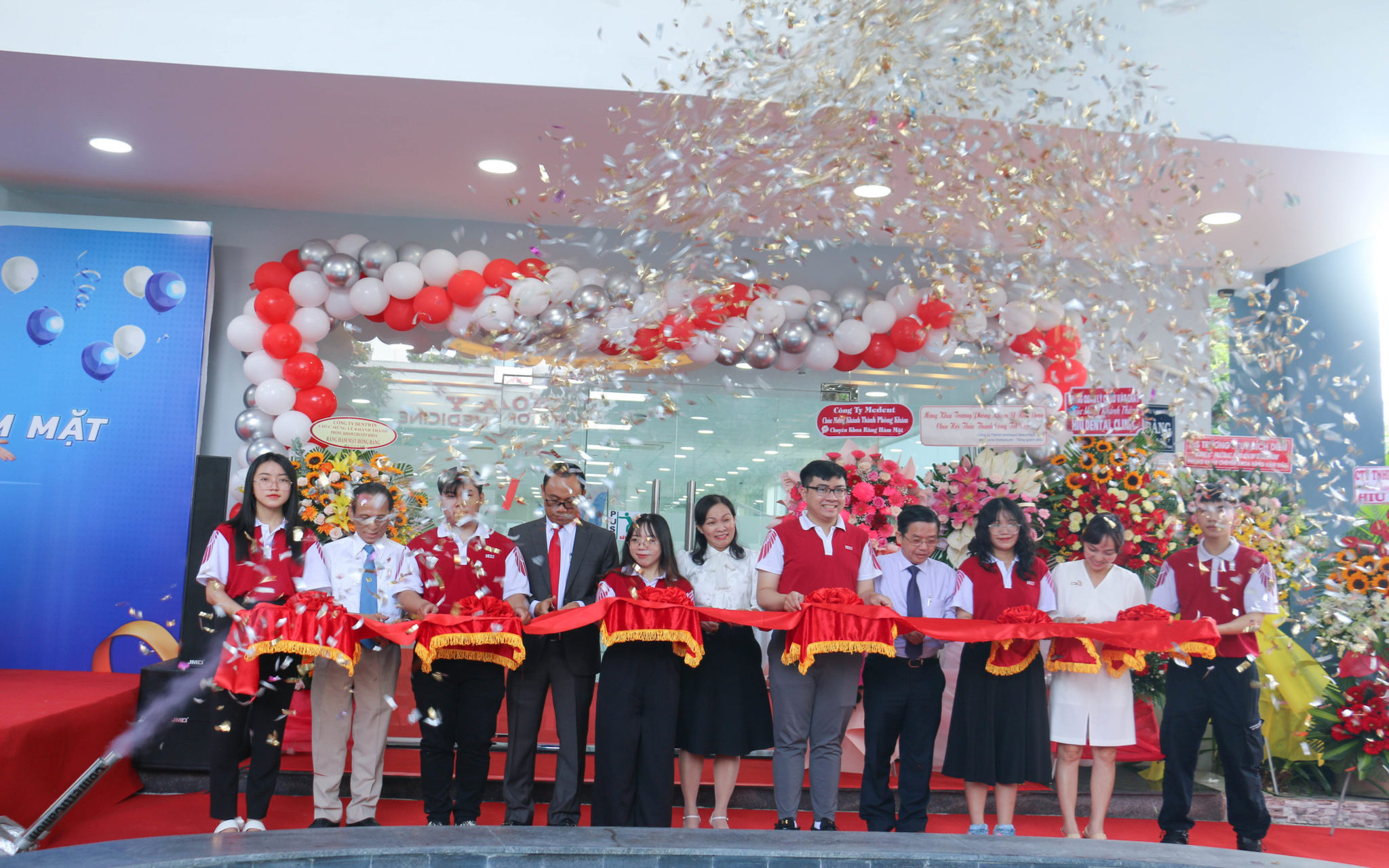 88vv23.com Dignitaries mark the opening of an Orthodontic Clinic with an investment of 20 Billion VND