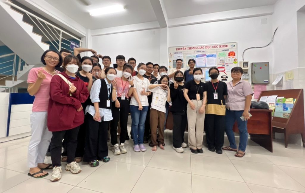 Sinh viên 88vvv.com tham gia điều tra thực địa