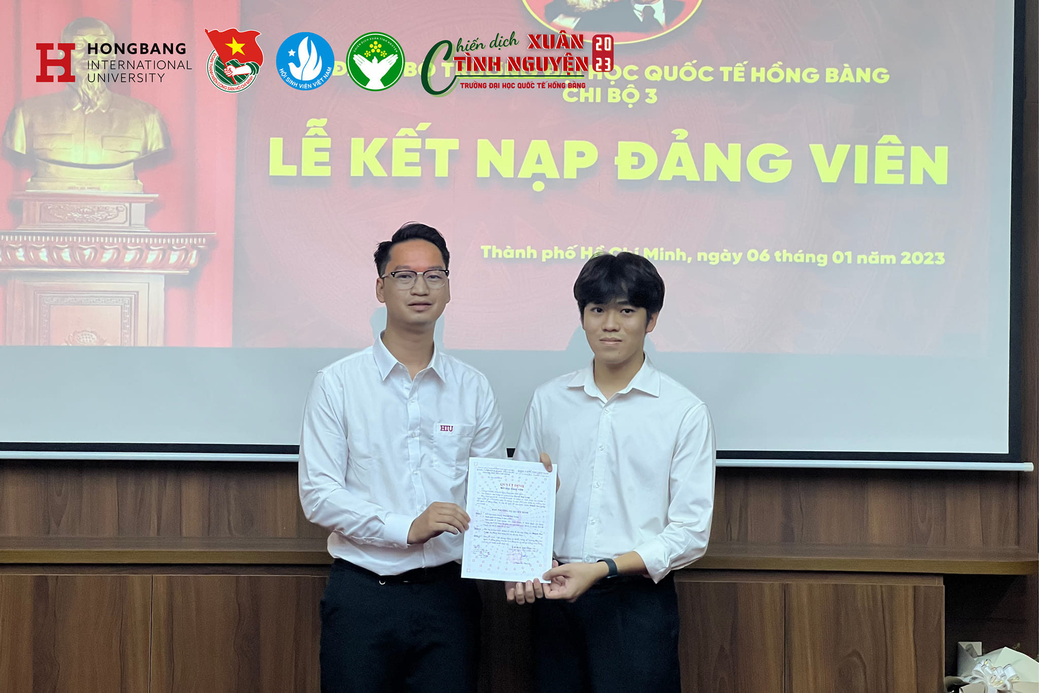 Đoàn viên ưu tú 88vv23.com vinh dự đứng vào hàng ngũ của Đảng Cộng sản Việt Nam trong Chiến dịch Xuân Tình nguyện 88vv23.com – Năm 2023