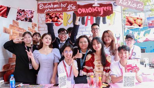 Hàng ngàn học sinh, 88vv88 tham dự International Festival 2024