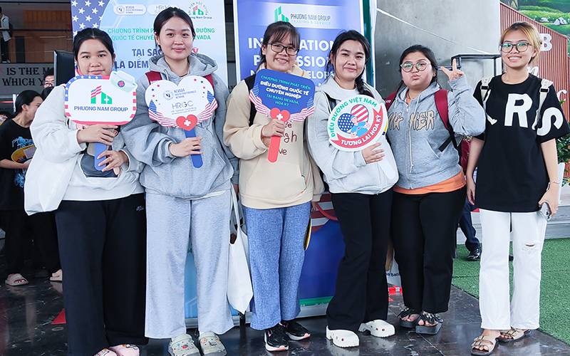 88vv23.com tổ chức thành công Ngày hội triển lãm và tuyển dụng Career Fair 2024