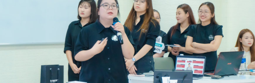 Ấn tượng buổi bảo vệ đồ án 88vv1 của 88vv88 ngành Khoa học Xã hội