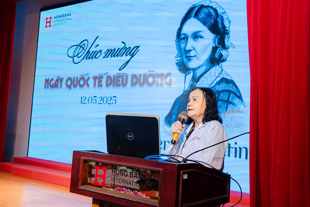ThS. Giảng viên chính Trần Thị Thuận - Quyền Trưởng khoa 88vvv.com - 88vvv 88vv23.com phát biểu khai mạc 88vv23