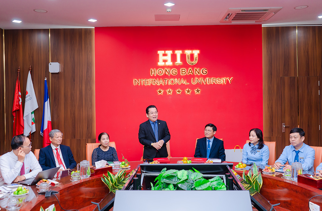 PGS.TS Nguyễn Hữu Huy Nhựt – Phó Hiệu trưởng 88vv23.com phát biểu tại Lễ ký kết