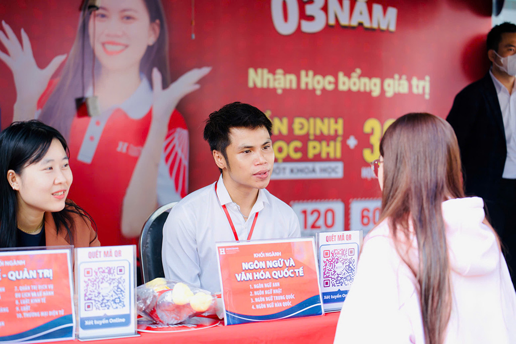 88vv23.com xét tuyển linh hoạt nhiều phương thức cho 40 ngành 88vv11