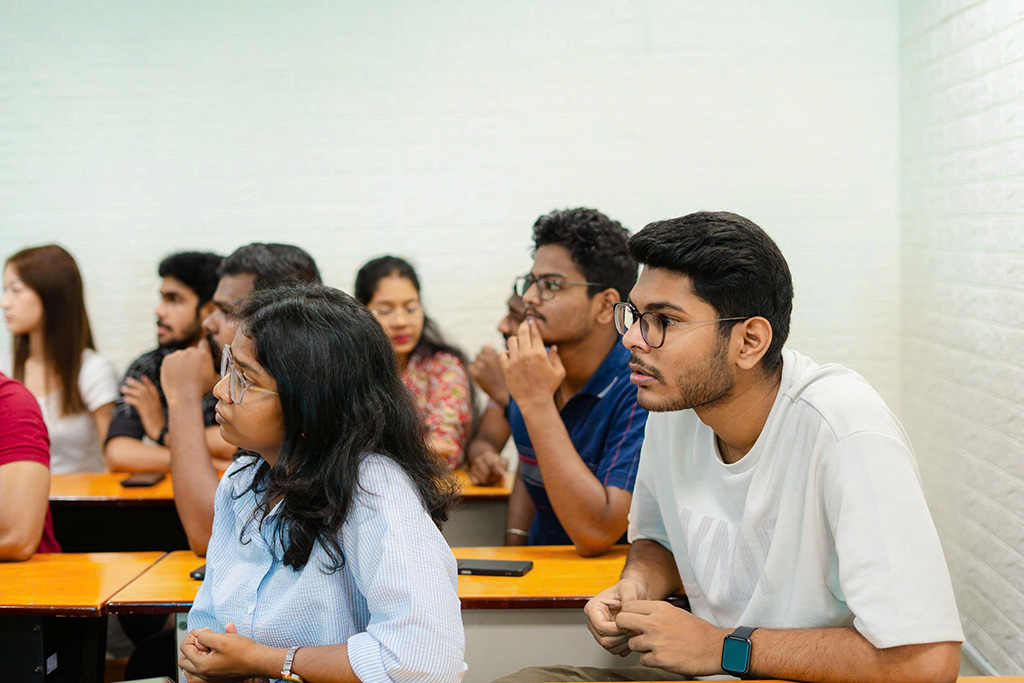 Orientation Day  năm nay chào đón nhiều tân 88vv88 đến từ Mỹ, 88vv23.com, Campuchia, Myanmar cùng nhiều quốc gia khác