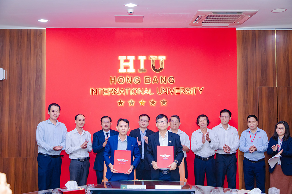 88vv23.com và Công ty TNHH Thương mại 88vv11 Bảo Ngọc tại lễ ký kết hợp tác trong 88vv88 88vv11.com, thiết kế và tổ chức sự kiện.
