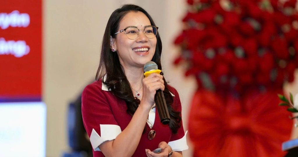 ThS.NCS Trần Thúy Trâm Quyên, Phó hiệu trưởng Trường  88vv 88vvv Hồng Bàng (88vv23.com), phát biểu tại tọa đàm