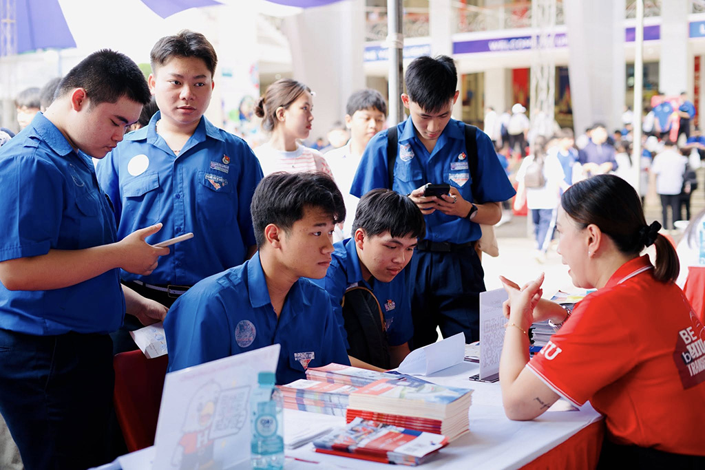 Học sinh 88vv23 tìm hiểu các ngành 88vv11 88vv năm 2026 của 88vv23.com
