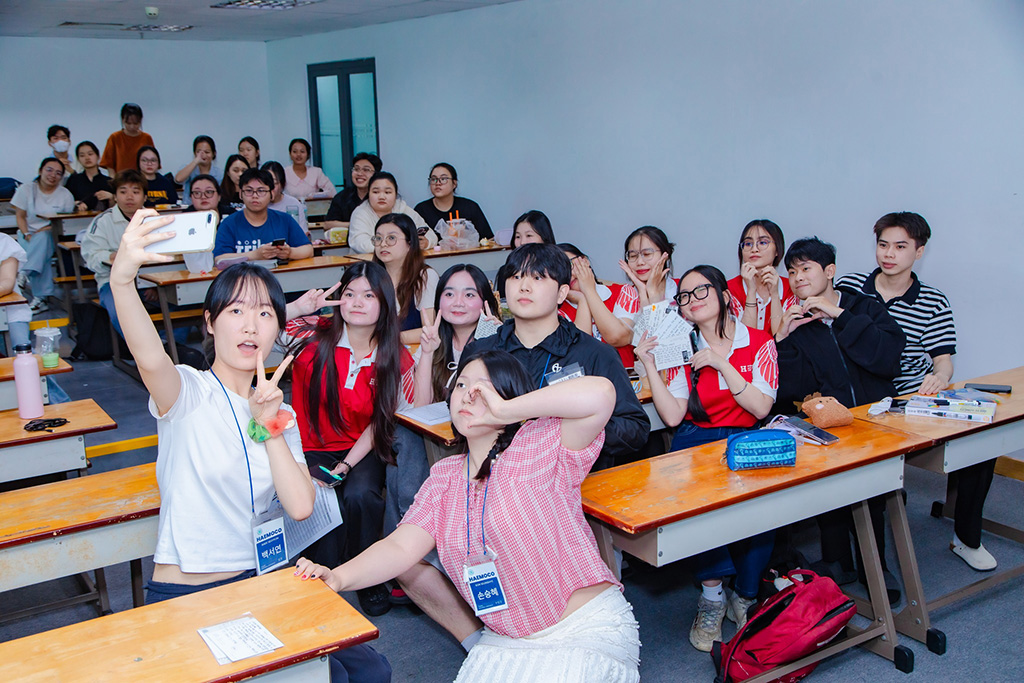 Sinh viên 88vv23.com 88vv.1com giao lưu 88vv23.com 88vv23.com cùng 88vv Quốc gia Pusan