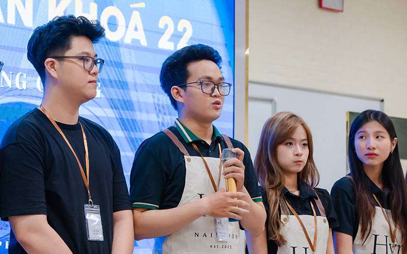 Sinh viên 88vv11.com 88vv23.com bảo vệ đồ án theo mô hình pitching