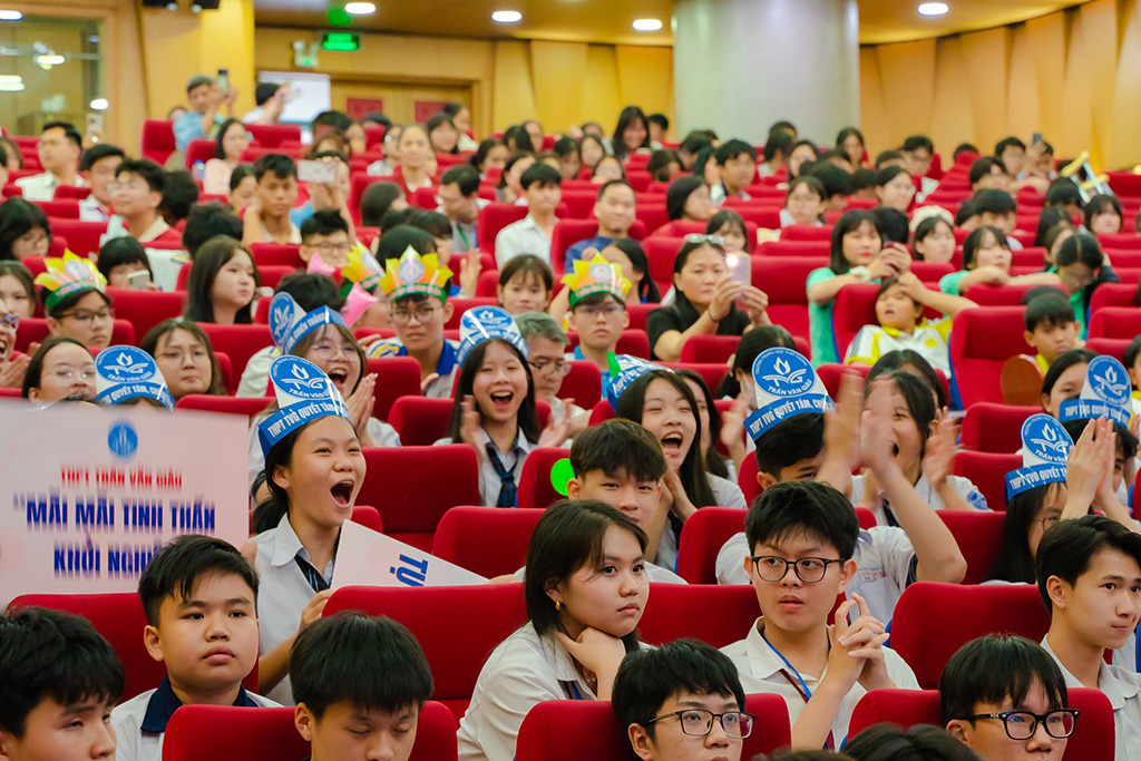 Không khí lễ trao giải tại Hội trường Beethoven Trường 88vv 88vvv Hồng Bàng