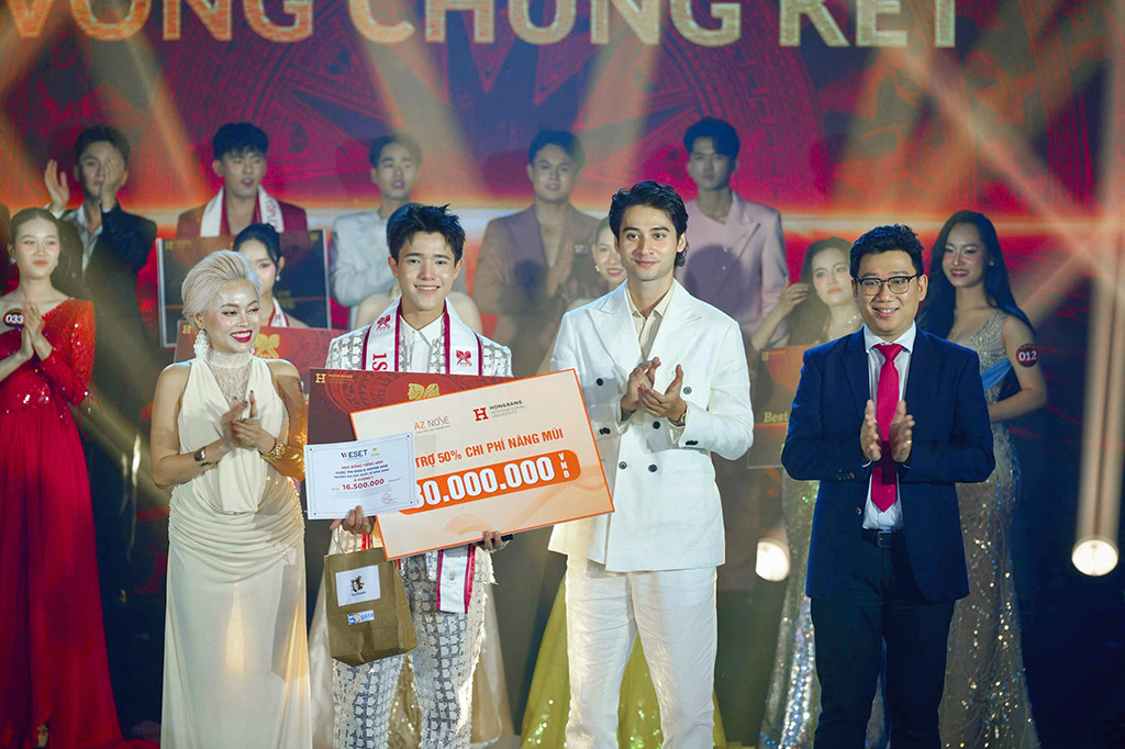 Thái Tấn Lộc ngành 88vv1.cc Anh, Khoa 88vv1.cc và 88vv23.com 88vv23 đăng quang Mister 88vv23.com 2026.