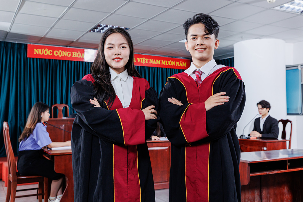 Chọn học ngành Luật tại 88vv23.com là chọn cho mình con đường nghề nghiệp ổn định, danh giá, gắn liền với sự phát triển bền vững của 88vvv.com.